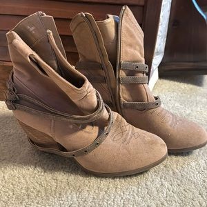 Cato heel boots